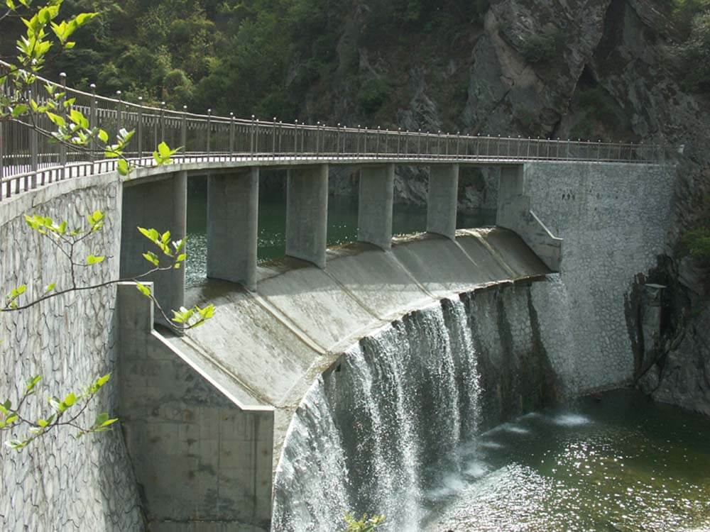 湖北十堰桃花岛水库项目（2004年6月）